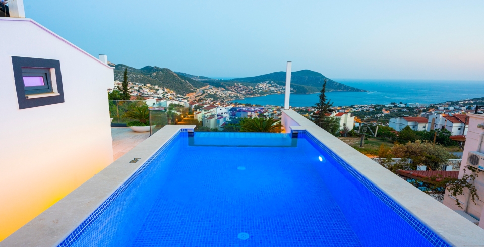 Villa Cratos