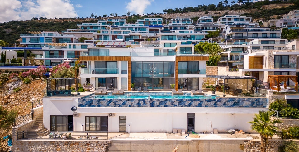 Villa Royal Life