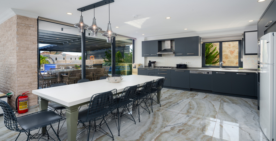 Villa Dry White