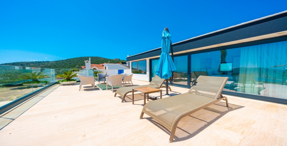 Villa Cratos