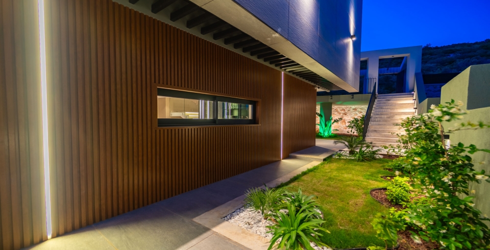 Villa Aura F
