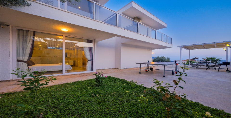 Villa Lumiere 2