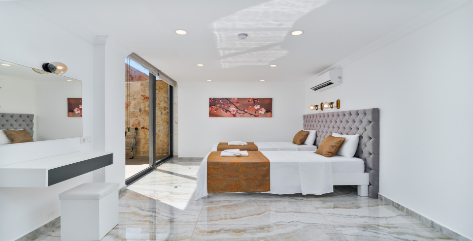 Villa Dry White