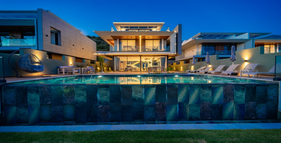Villa Aura E