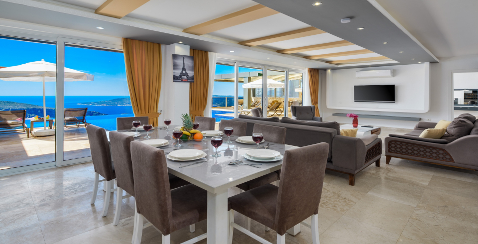 Villa Voyage