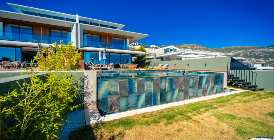 Villa Aura C