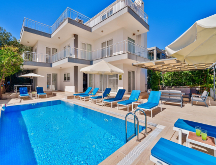 Villa Lilyum